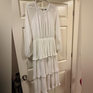 Elegant White Midi Dress